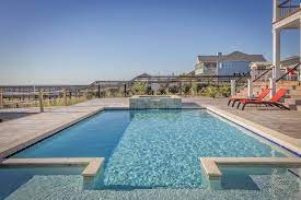 THE PROS AND CONS OF SALTWATER POOLS